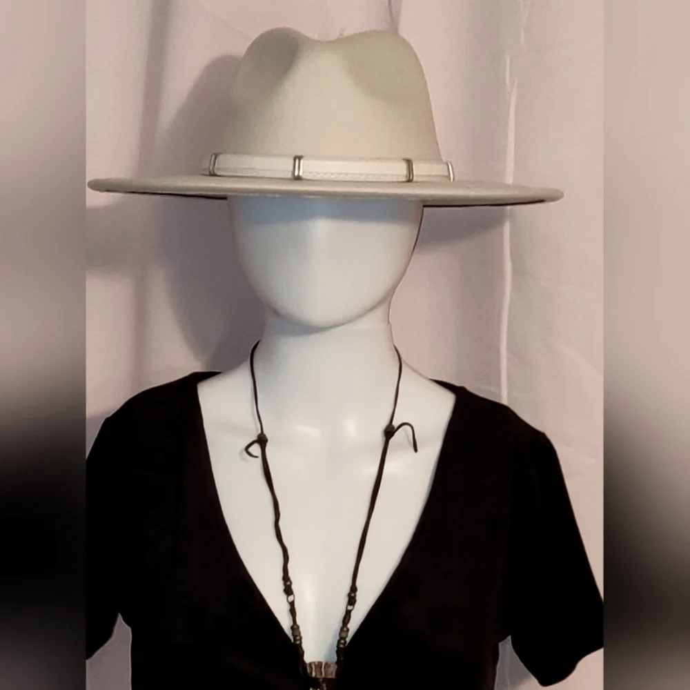 NWT---Knotted Faux Leather Trim Fedora Hat - Picture 2 of 4
